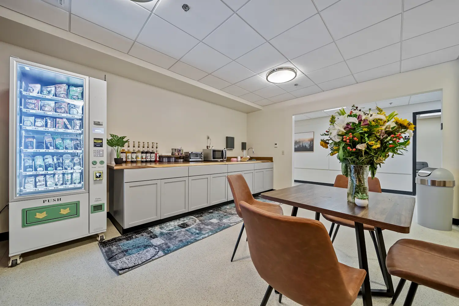 Staff Lounge2