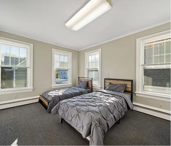 Sober Living img (3)